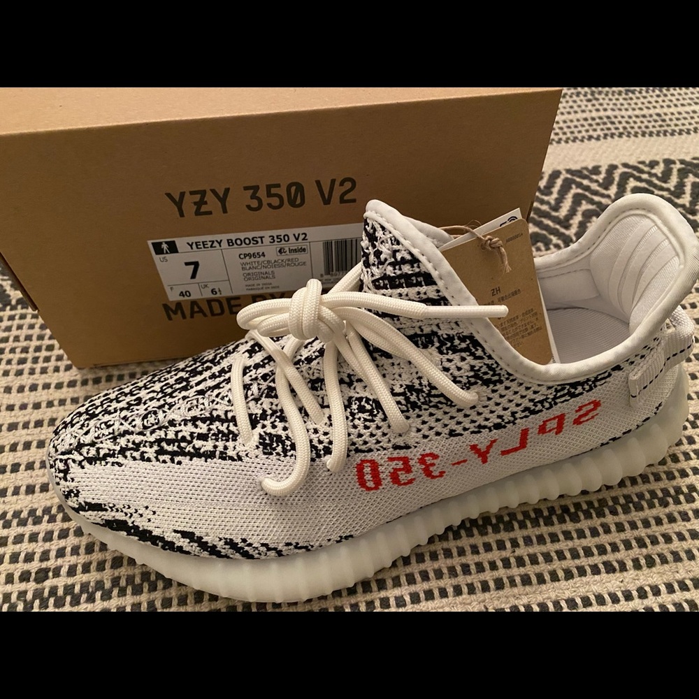 Yeezy Boosts. Size 7, never worn.